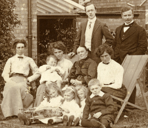 Mills Family Group